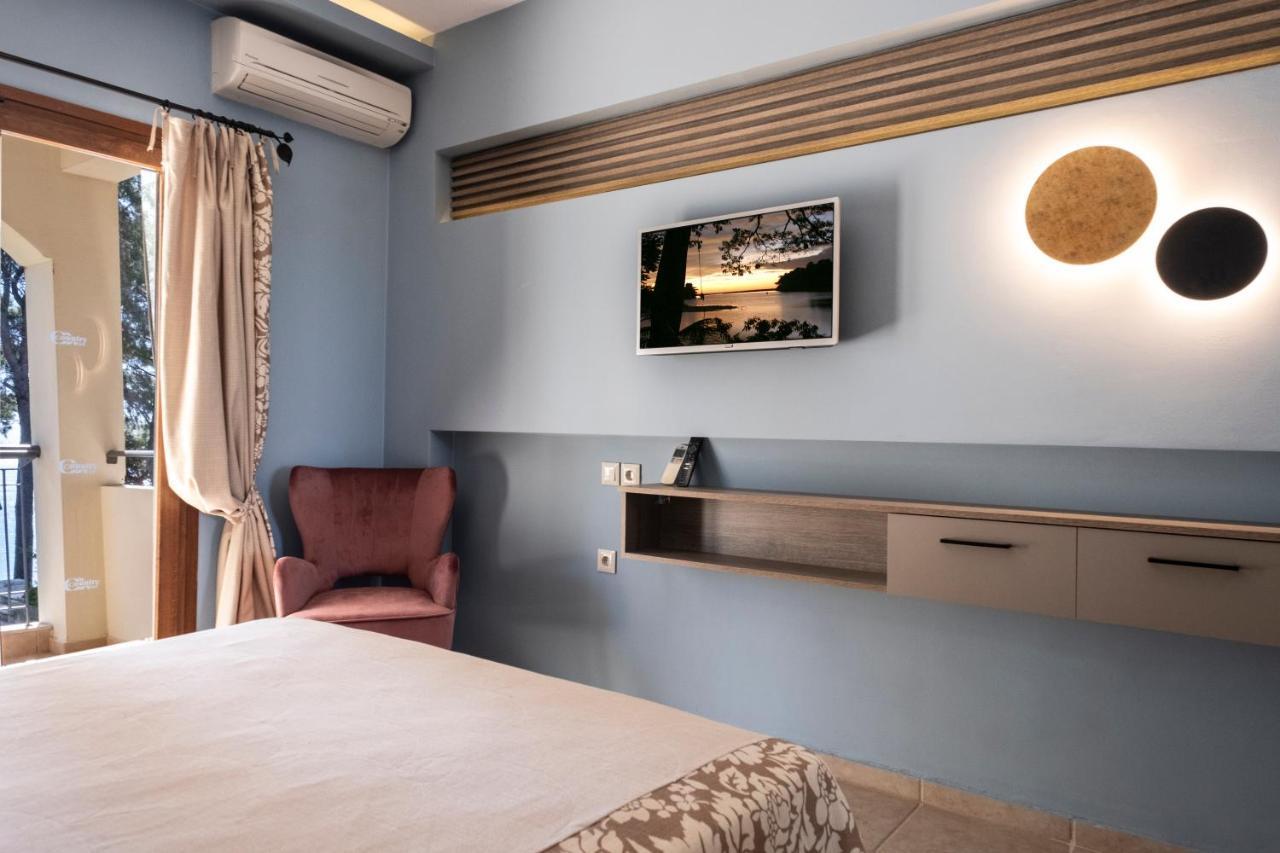 Country Inn Kallithea  エクステリア 写真