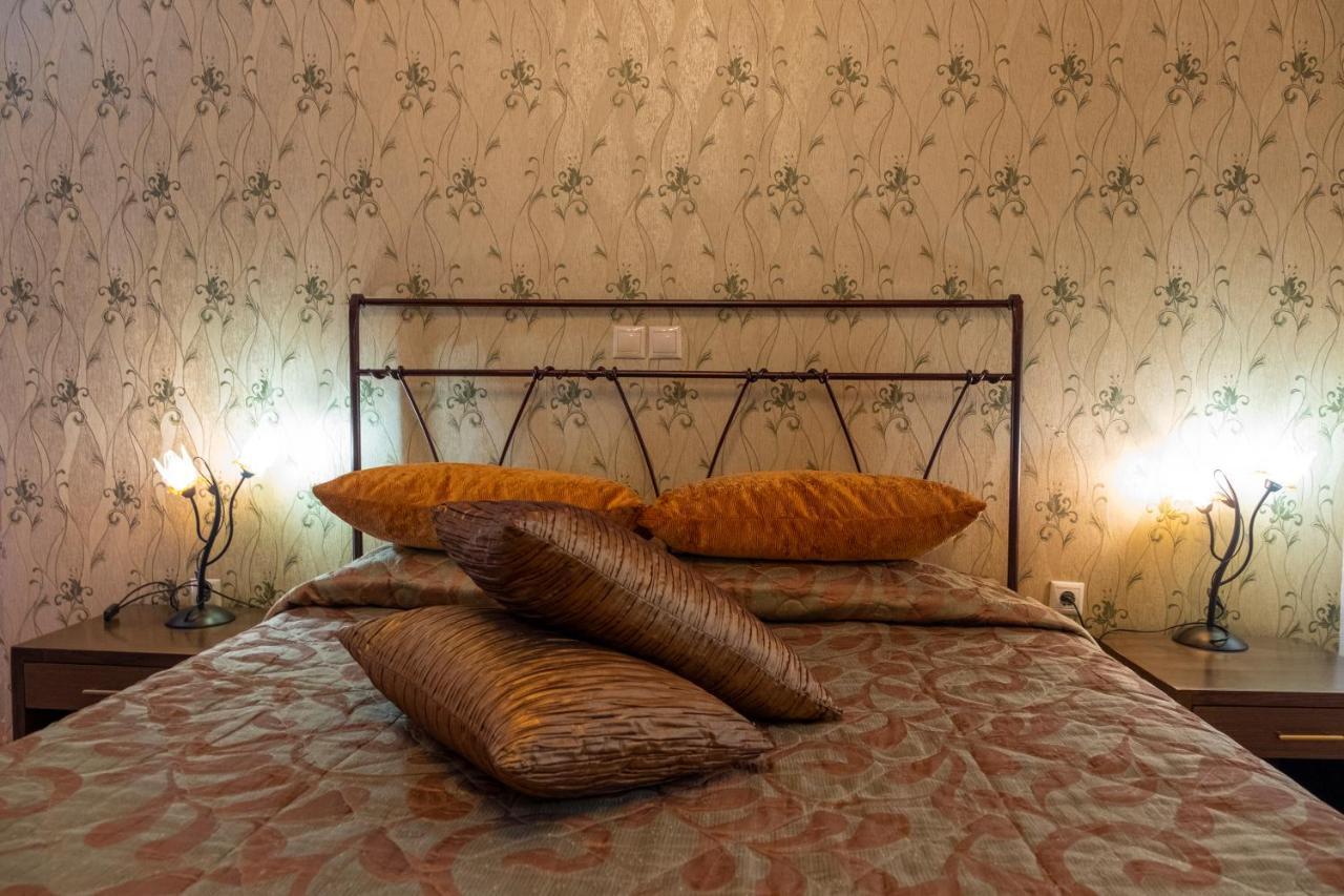Country Inn Kallithea  エクステリア 写真