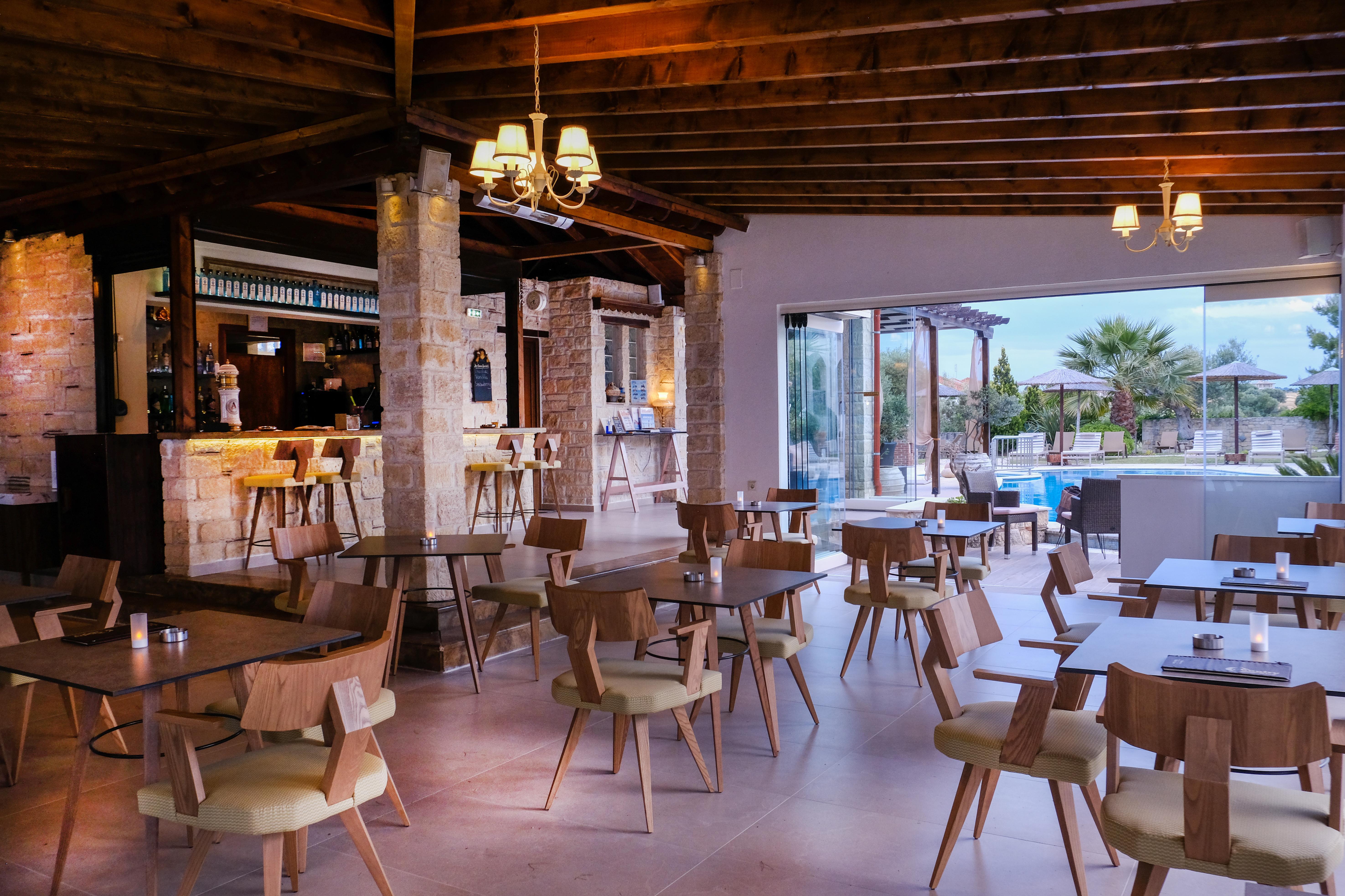 Country Inn Kallithea  エクステリア 写真