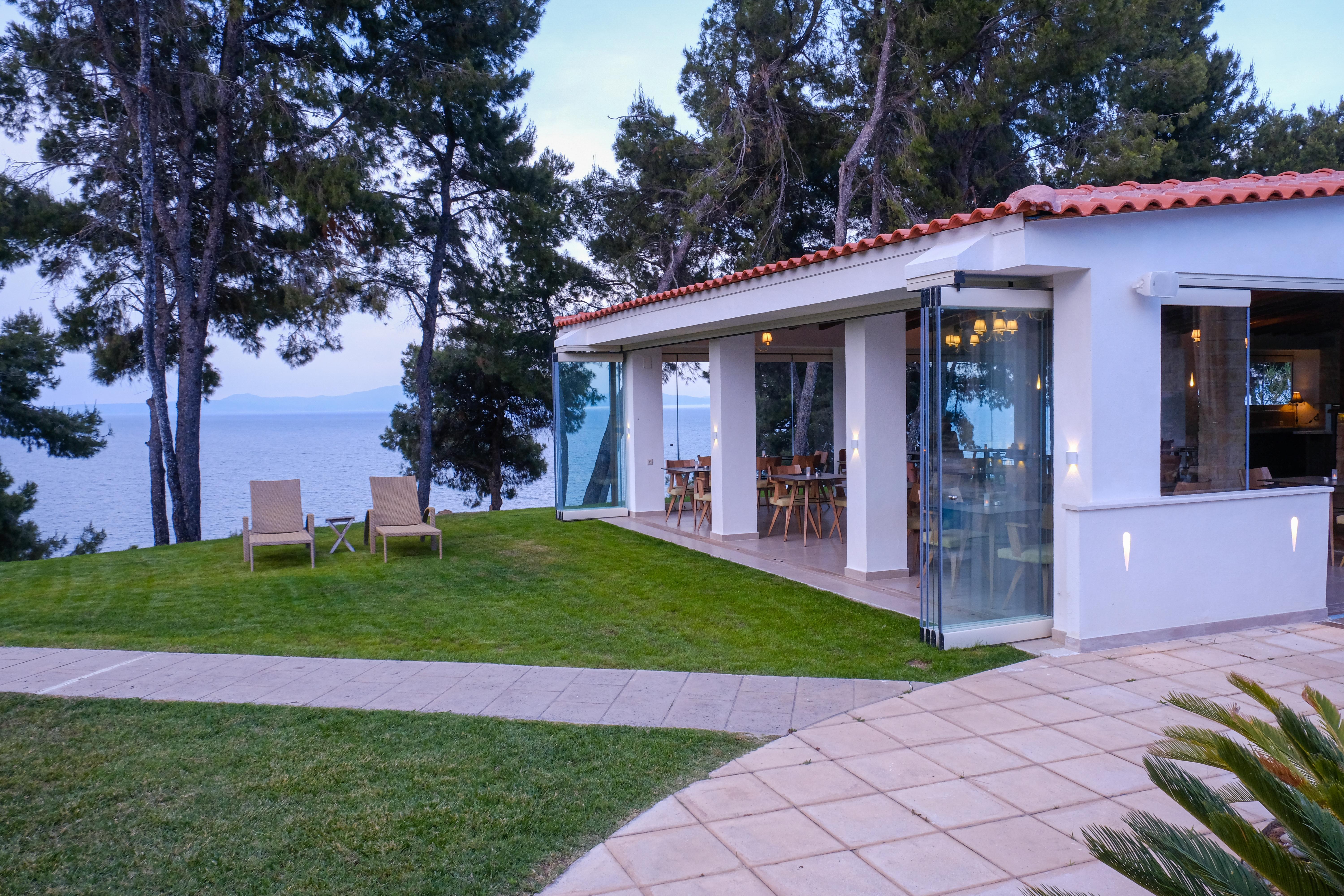 Country Inn Kallithea  エクステリア 写真