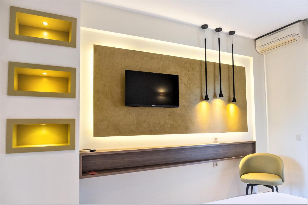 Country Inn Kallithea  エクステリア 写真