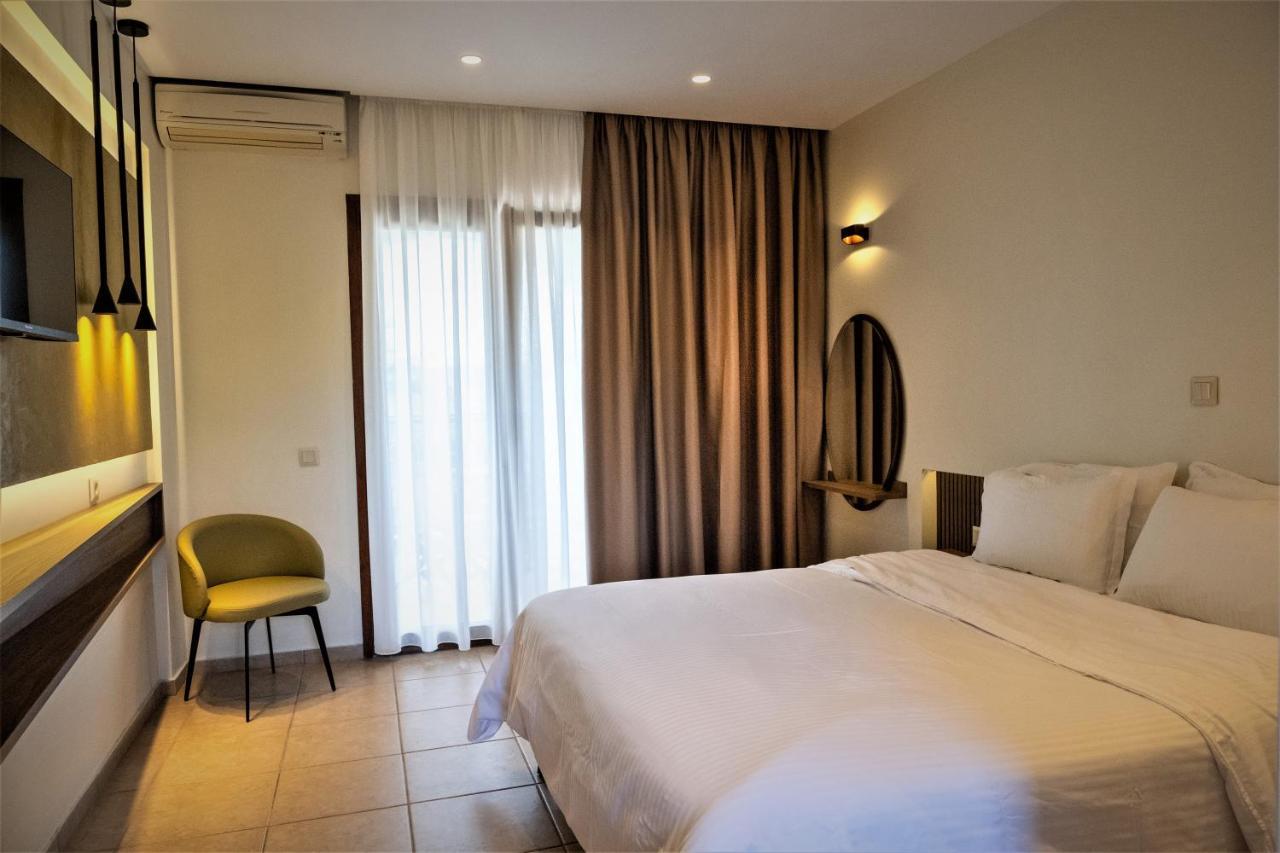 Country Inn Kallithea  エクステリア 写真