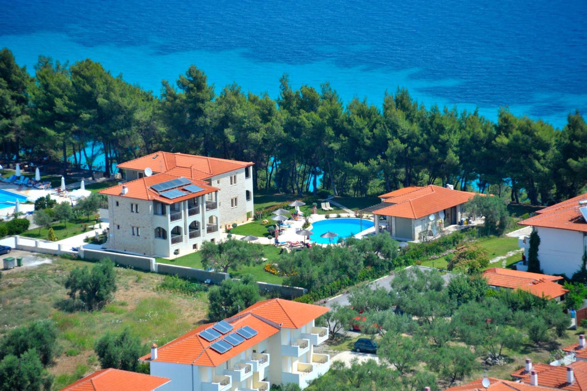 Country Inn Kallithea  エクステリア 写真