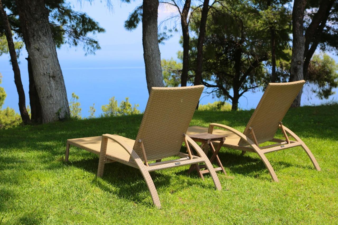 Country Inn Kallithea  エクステリア 写真