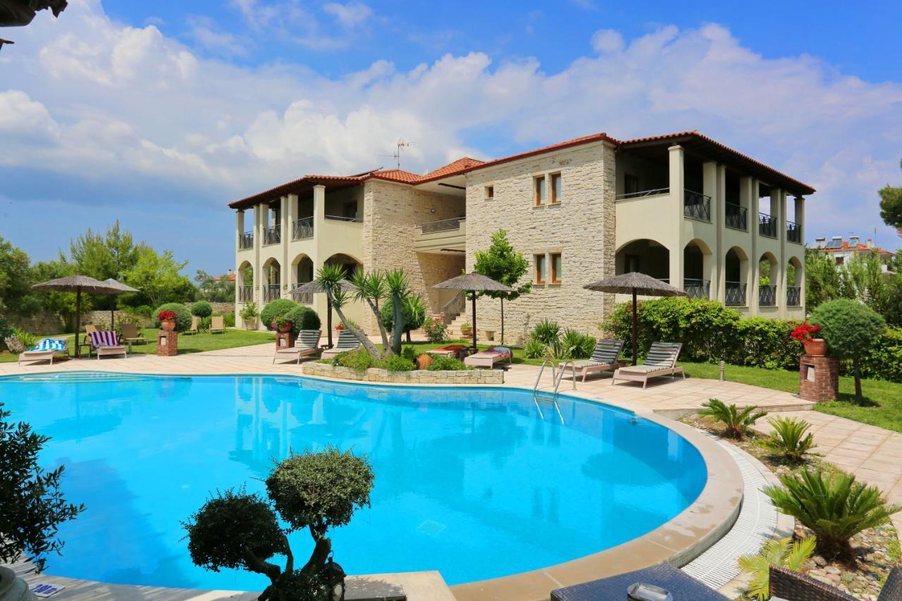 Country Inn Kallithea  エクステリア 写真