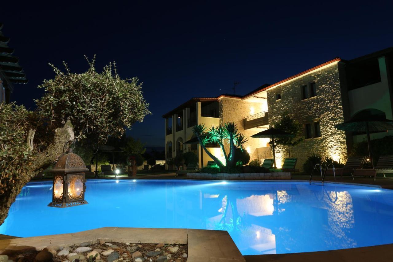 Country Inn Kallithea  エクステリア 写真